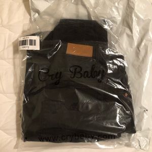 Crybaby hugging mom jeans